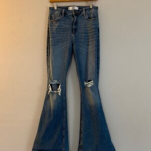 Hollister Curvy High Rise Flare